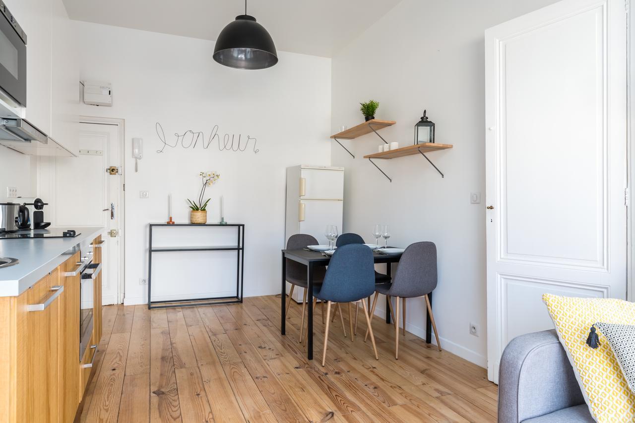 Quiet Apartment Close To The Center บอร์โด ภายนอก รูปภาพ